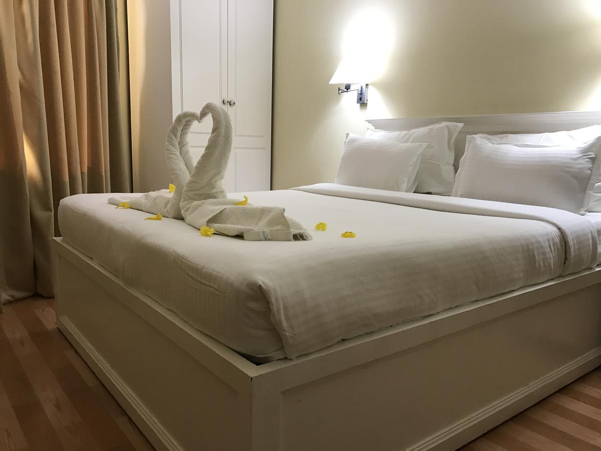 Daffodils Spice Court Hotel Kochi Buitenkant foto